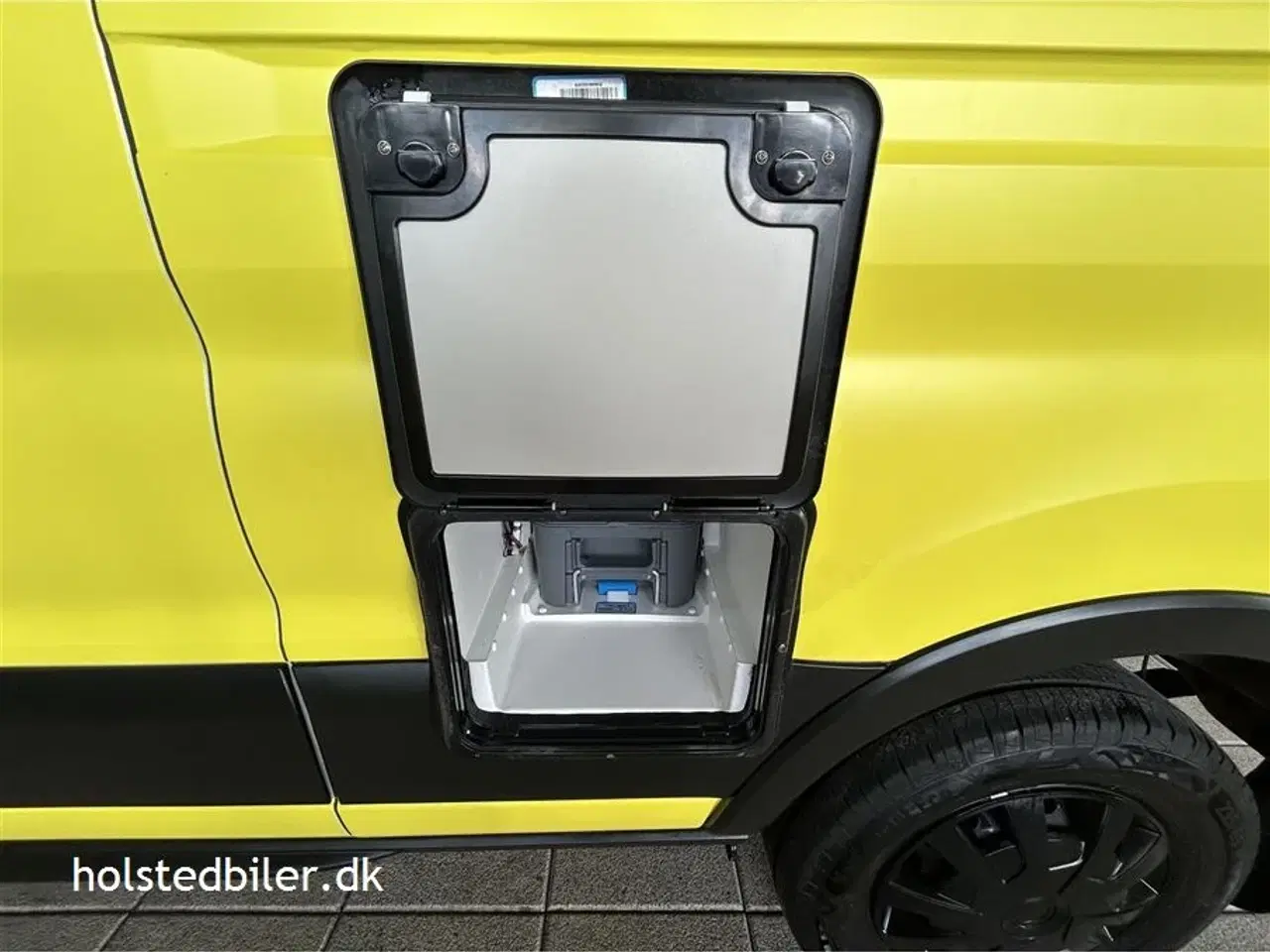 Billede 17 - 2023 - Weinsberg Carabus 600 MQ   Smart farve - 170HK - automatgear - Stor ståhøjde