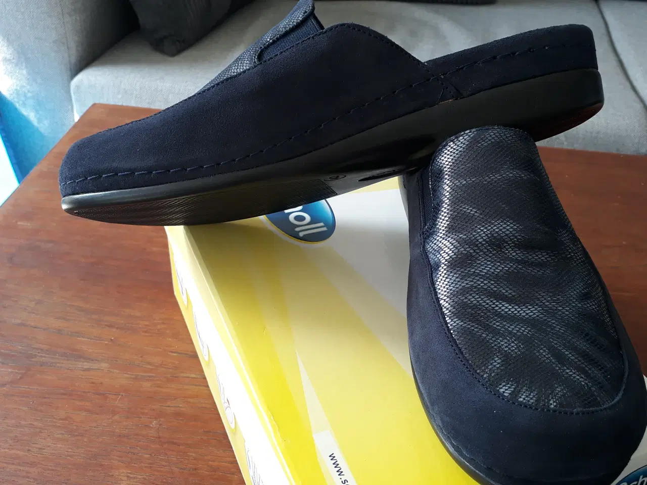 Billede 5 - NYE, Lækker smuk marineblå sko uden kap
