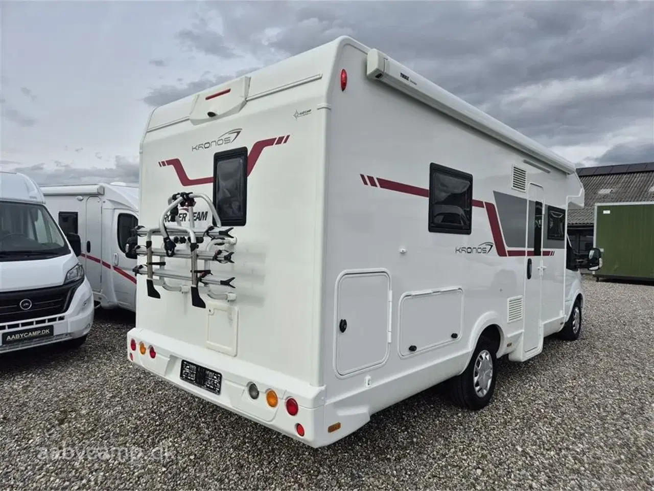 Billede 2 - 2021 - Rollerteam Kronos 282P   Automatgear. Solcelle. markise. tv. lithium batteri. inverter. undervognsbehandlet. Bemærk kun 30,000 km!!
