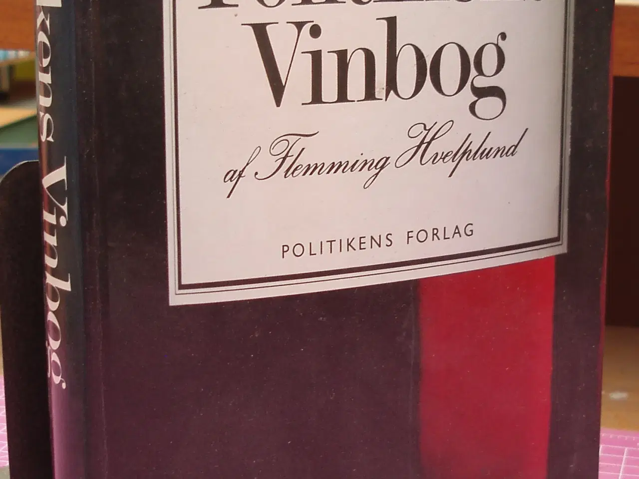 Billede 1 - Politikens Vinbog af Flemming Hvelplund