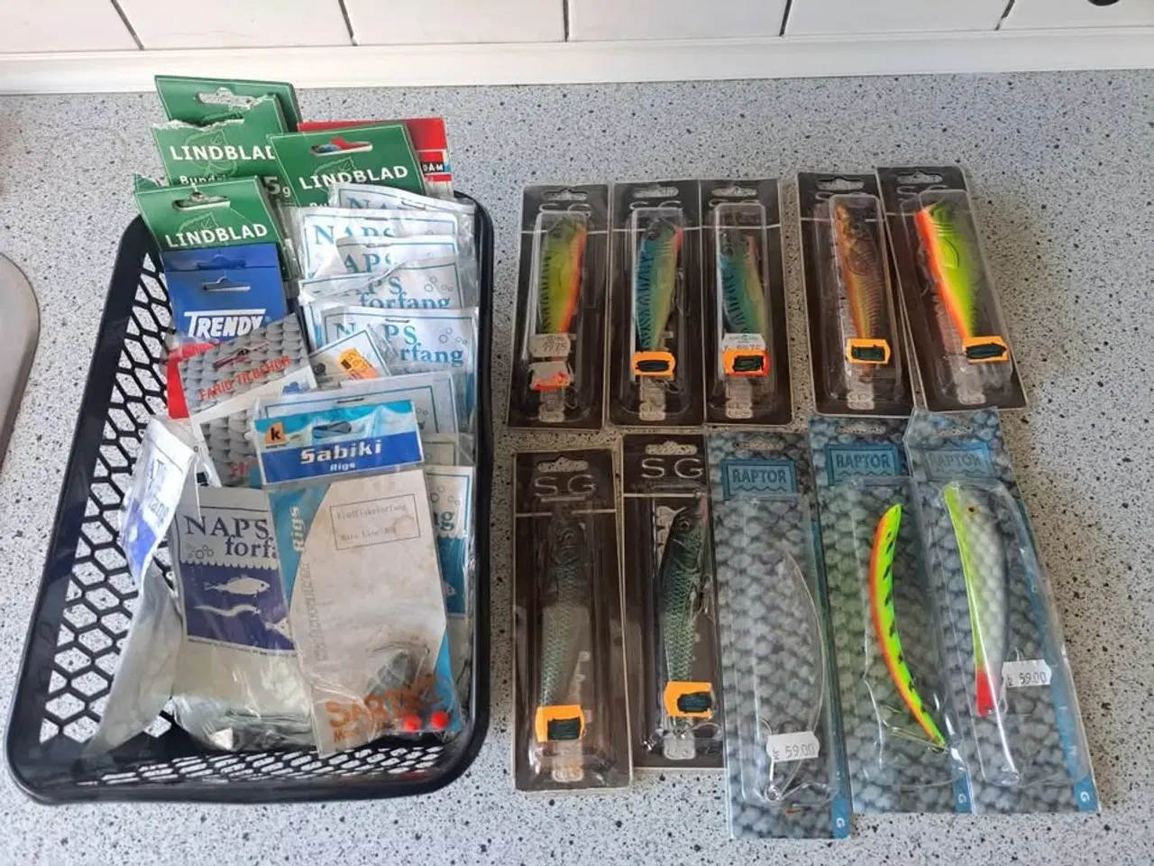 Billede 2 - Fiskestænger m/hjul samt 2 stk tilbehør kr 175 pr 