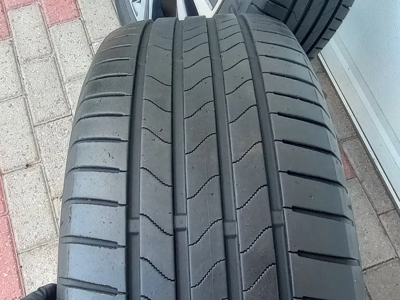 Billede 10 - Alufælge 5x114,3 - Nye dæk, Tpms, bud modtages !