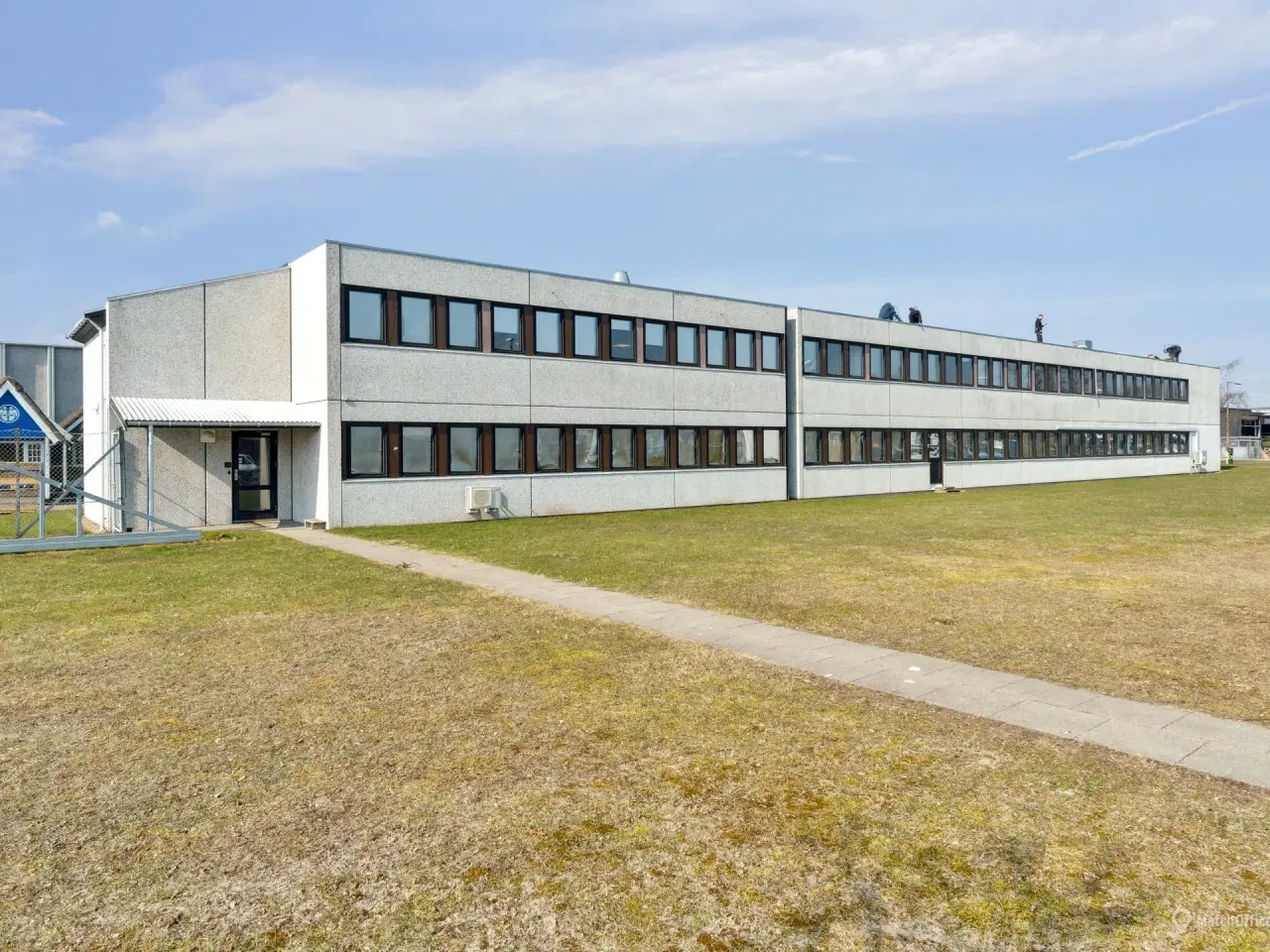 Billede 1 - Kombineret lager- og kontorlejemål på 1 557 m² i Hvidovre med 1 km til E20