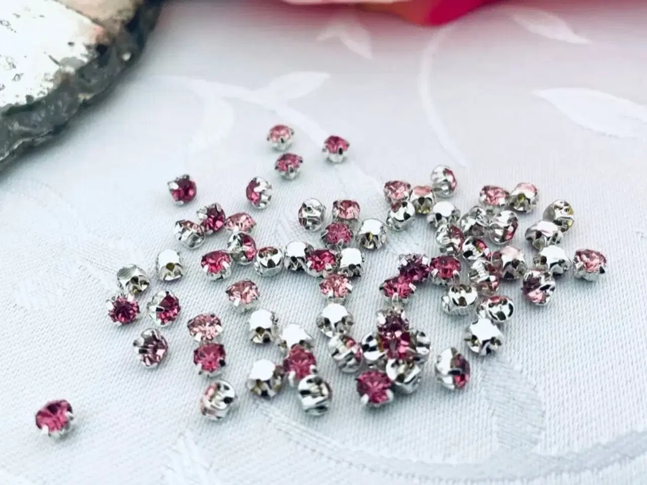 Billede 1 - Perler/ glasten pink / rosa / lyserøde nuancer 