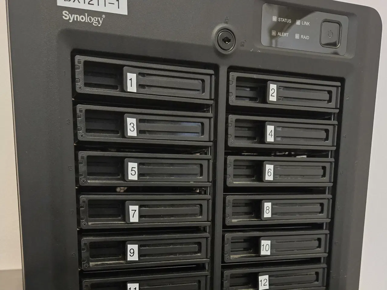 Billede 1 - Synology DX1211 udvidelses-enhed 12-bay med kabel