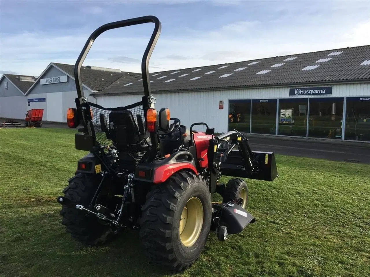 Billede 4 - Yanmar SA 424 Med 60" klipper og frontlæsser