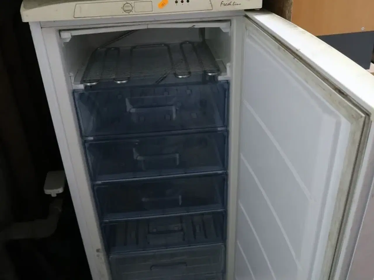 Billede 2 - Køleskab samt mikrobølgeovn