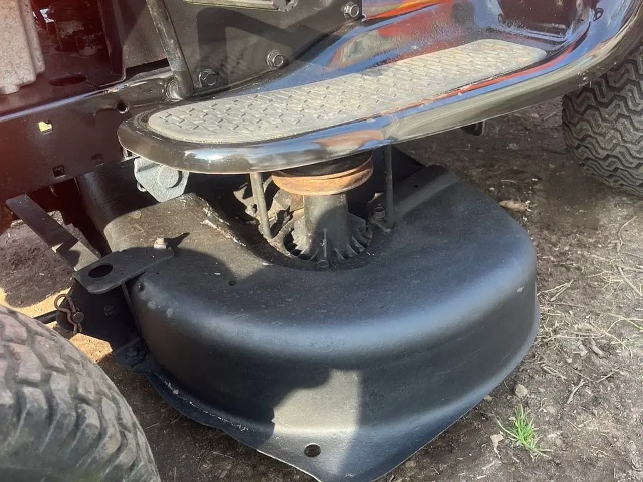 Billede 5 - Havetraktor Husqvarna LTH151