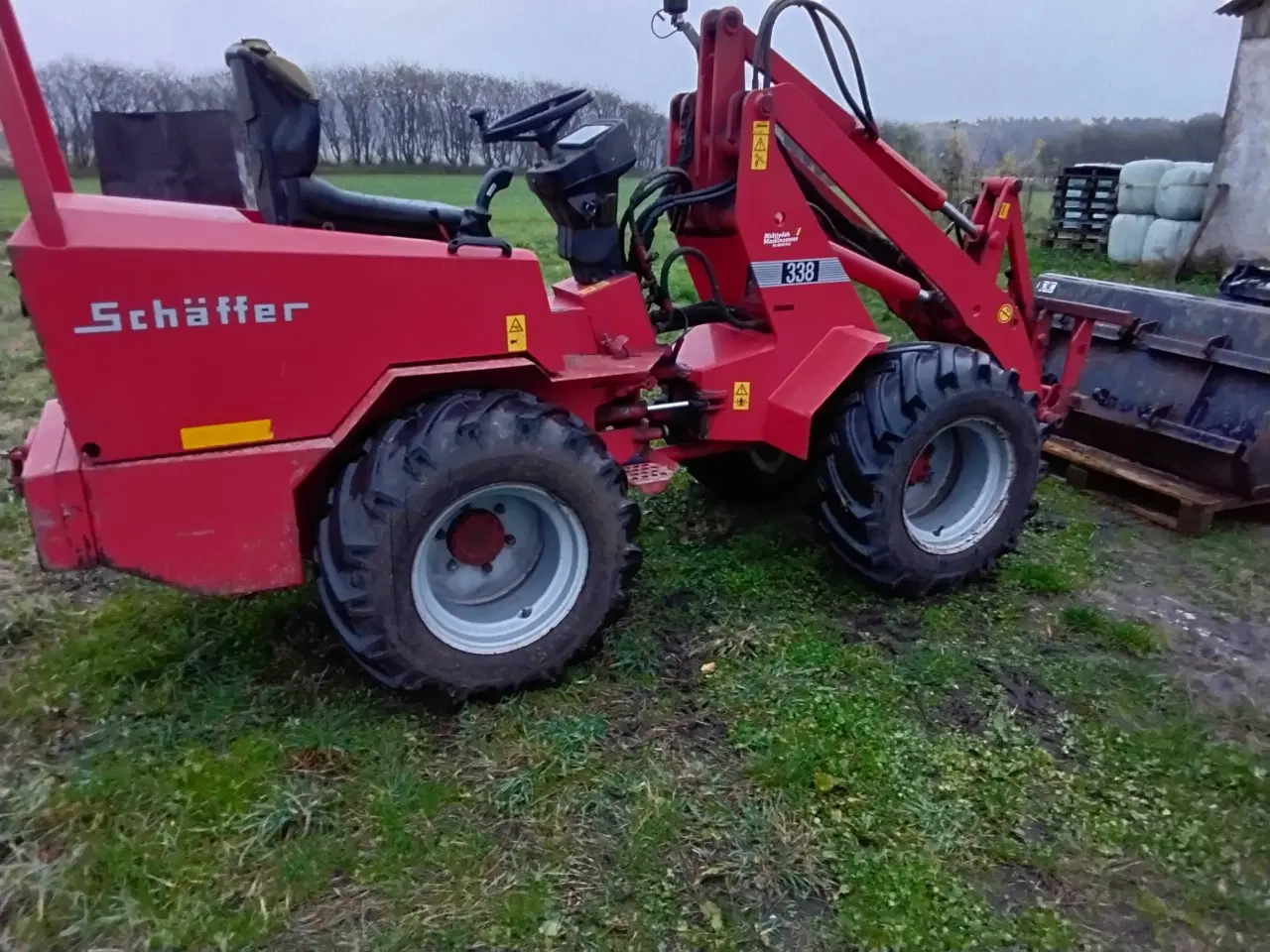 Billede 1 - Schäffer 338 +Power m/skovl & overfaldsklo