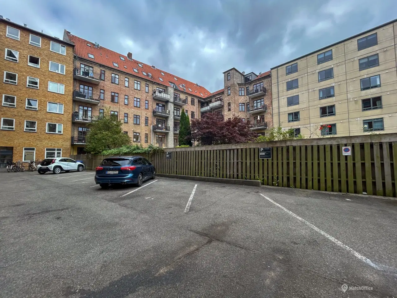Billede 4 - Parkeringspladser - Falkonervænget 1-33. Frederiksberg