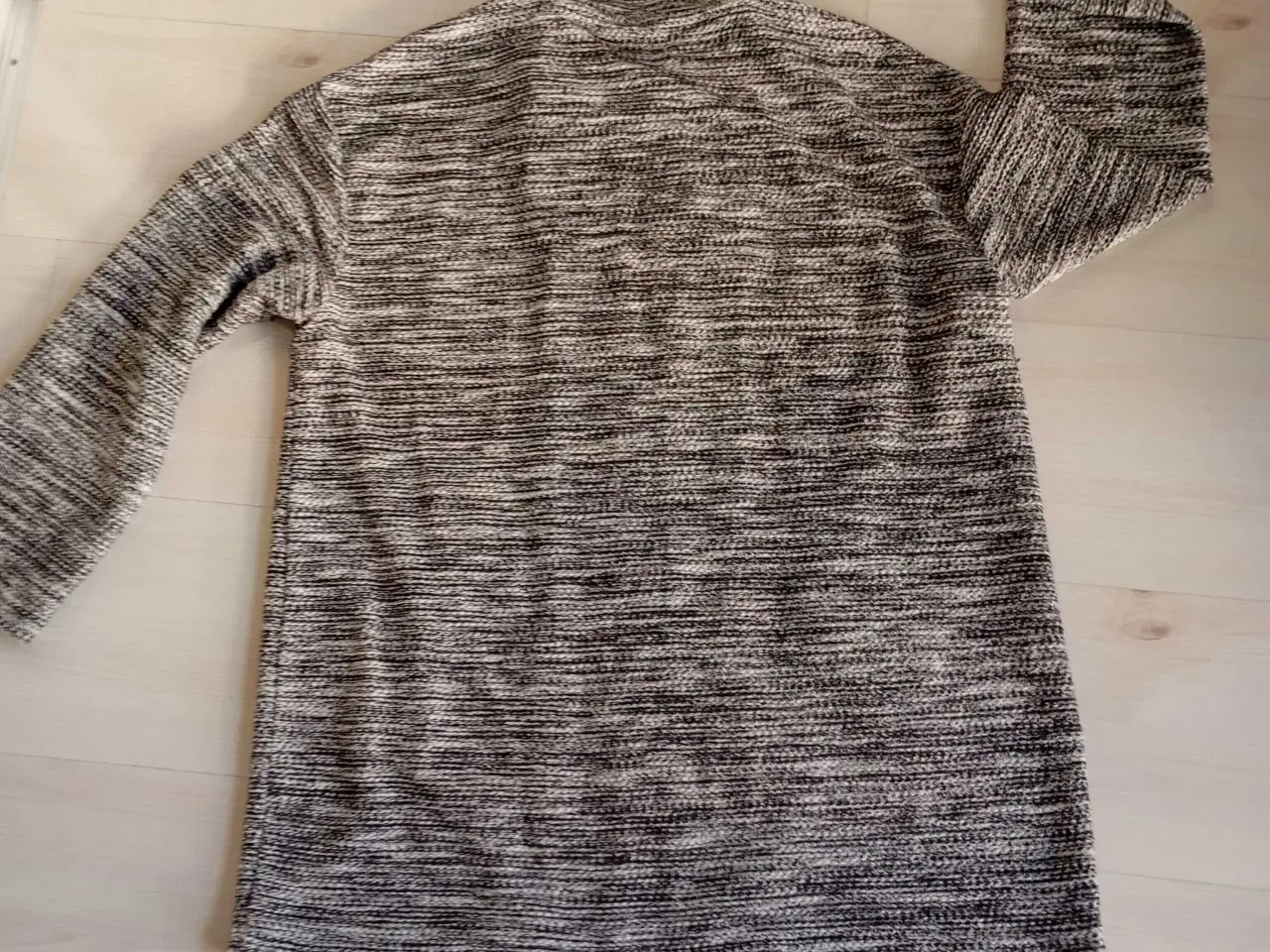 Billede 5 - Strikket cardigan / jakk