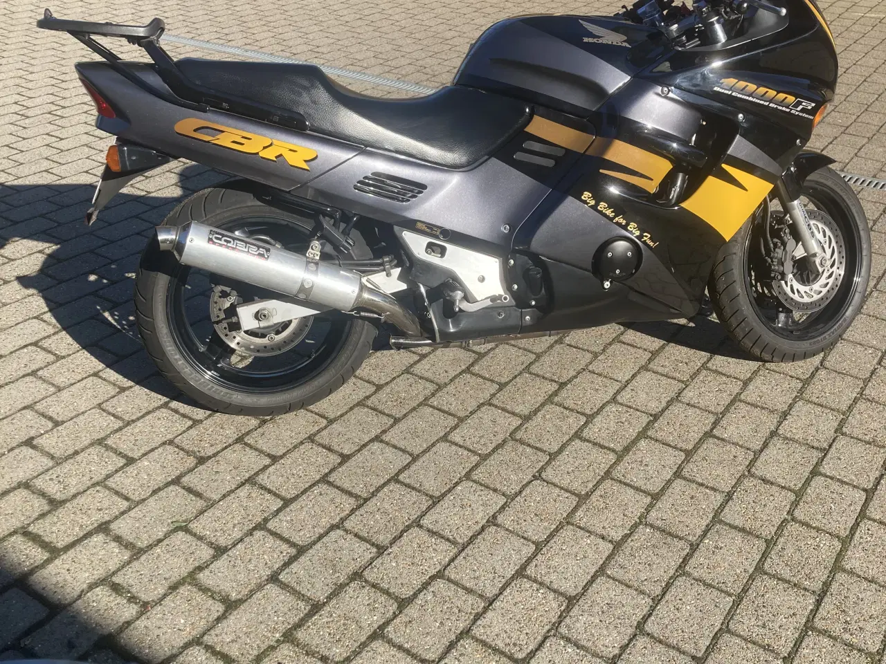 Billede 1 - Honda CBR1000F