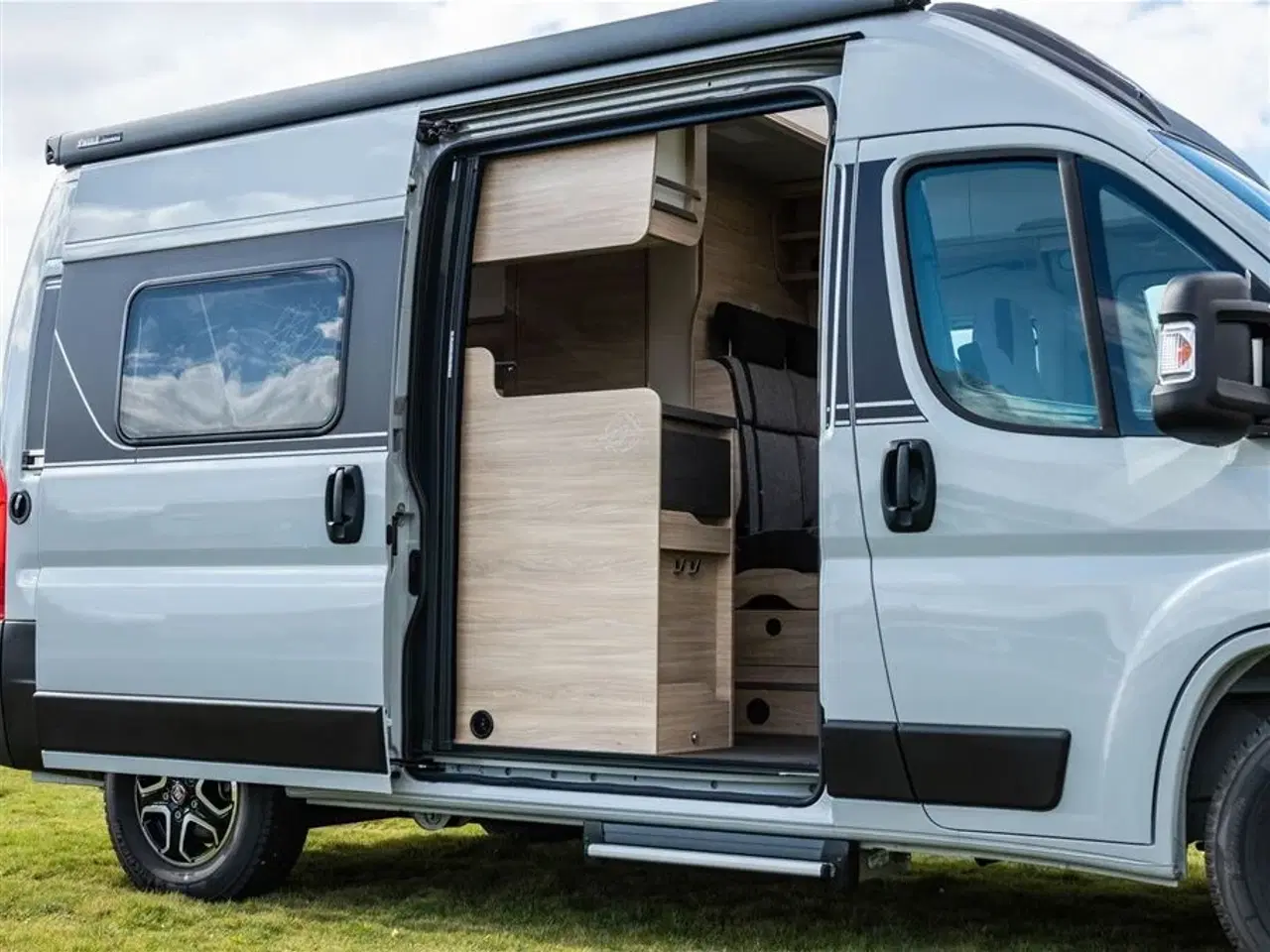 Billede 16 - 2023 - Knaus BoxStar 540 Road   Kompakt - Dieselvarme og kompressor køleskab mm.