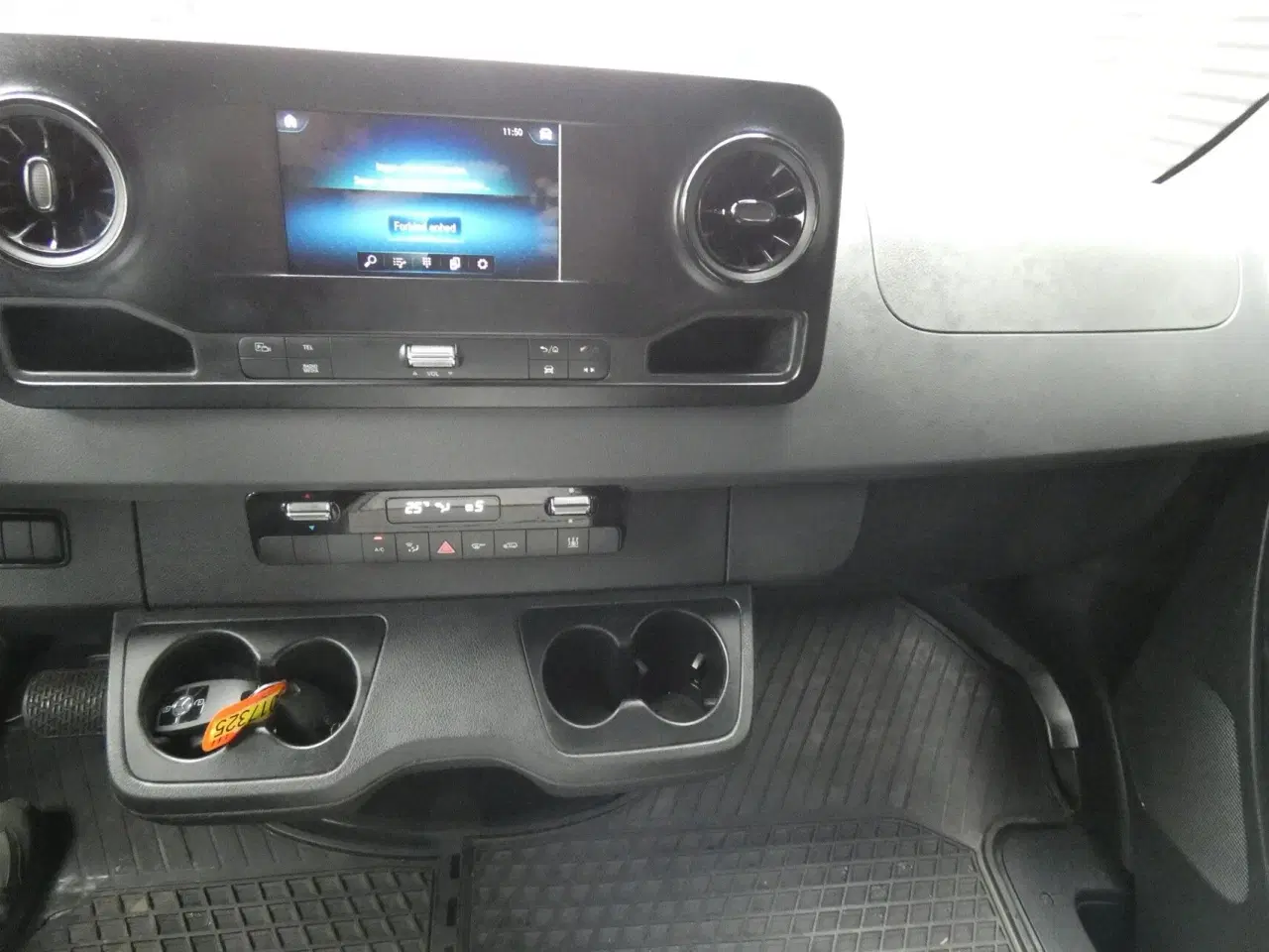 Billede 14 - Mercedes-Benz Sprinter 314 2,1 CDI A2 H2 VÆRKSTEDSBIL 7G-Tronic 143HK Van Aut.