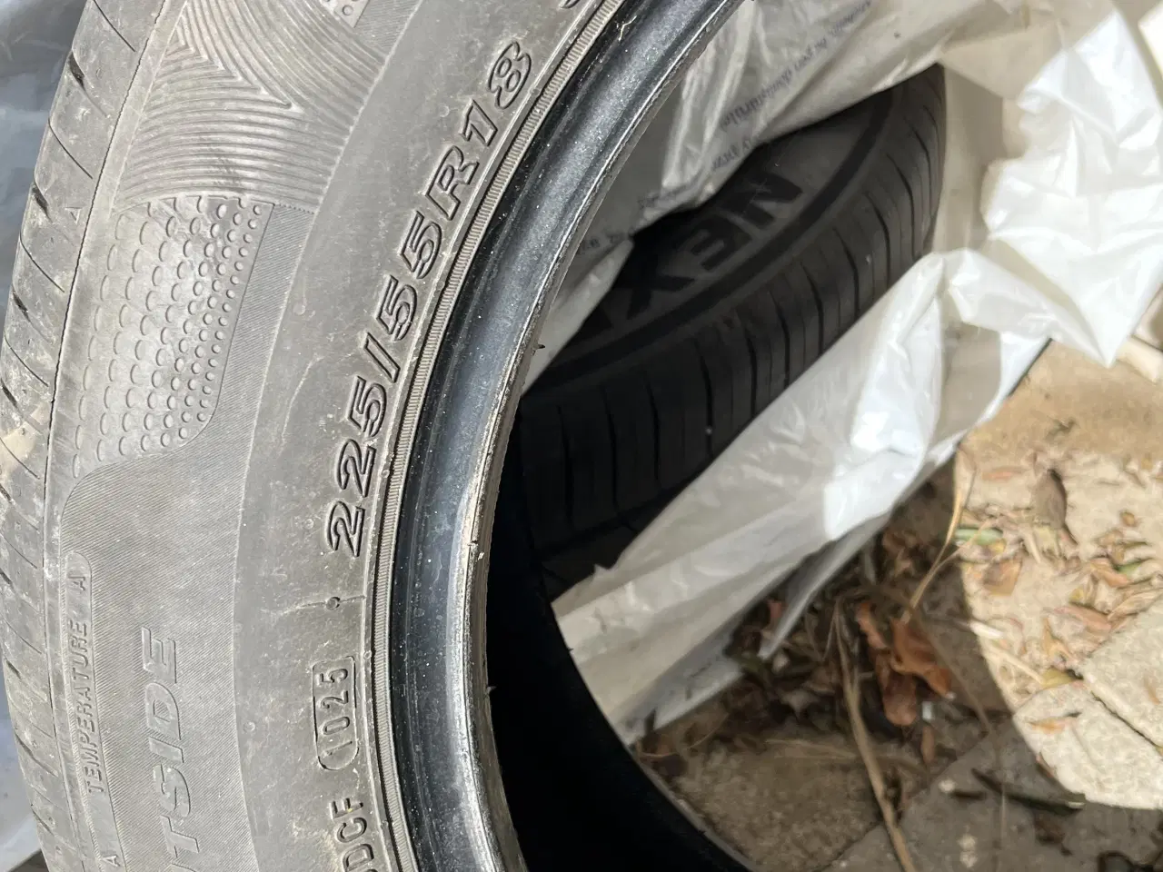 Billede 2 - Næsten nye sommerdæk