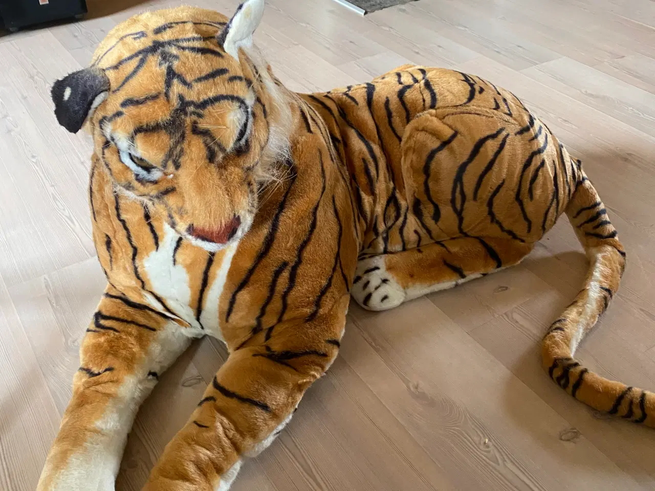Billede 2 - Tigerbamse stor ca 1 m lang