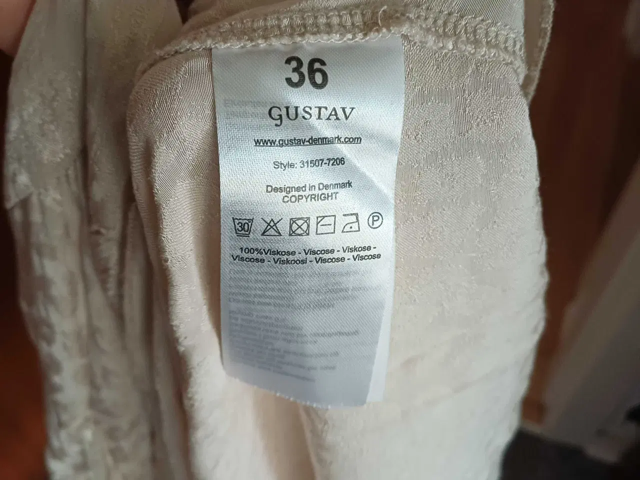 Billede 8 - Let kjole fra gustav 