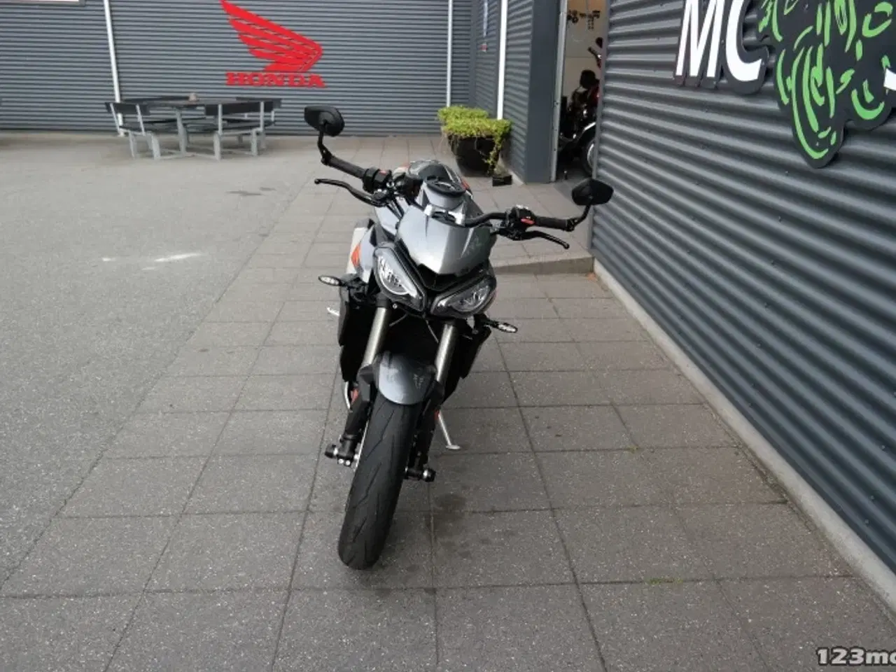 Billede 14 - Triumph Street Triple RS MC-SYD       BYTTER GERNE