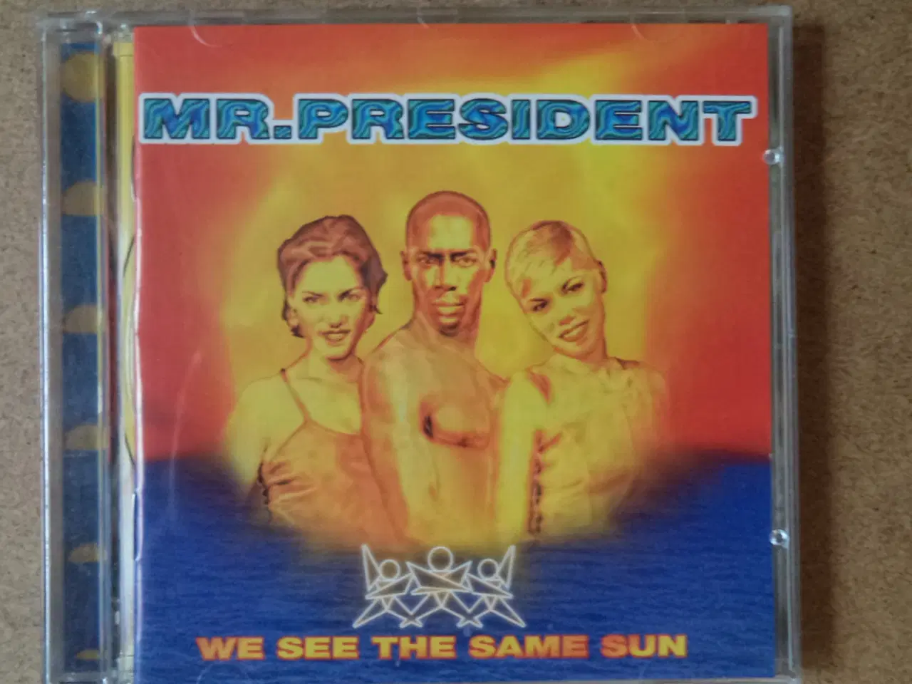 Billede 1 - Mr. President ** We See The Same Sun              