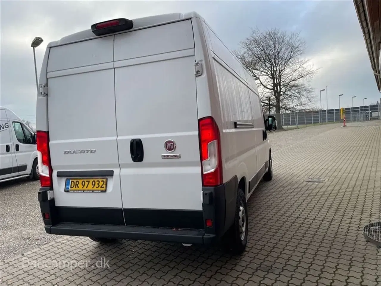 Billede 3 - 2023 - Fiat DUCATO 35 2,3 MJT   Fiat Ducato 160 HK med 9 trins automatgear - L3H2 Vare/kassevogn på gule plader pris + moms