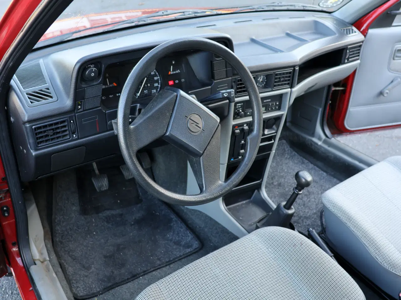 Billede 11 - Opel Kadett Cc E 1,3S årg 89 m/plader NS22336