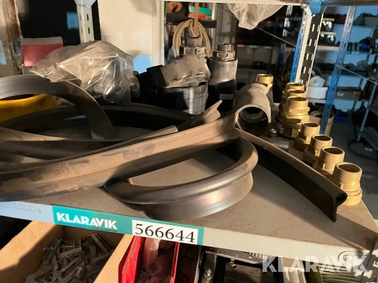 Billede 6 - Blandet lot Generatorer, blæser, fittings og diverse andet