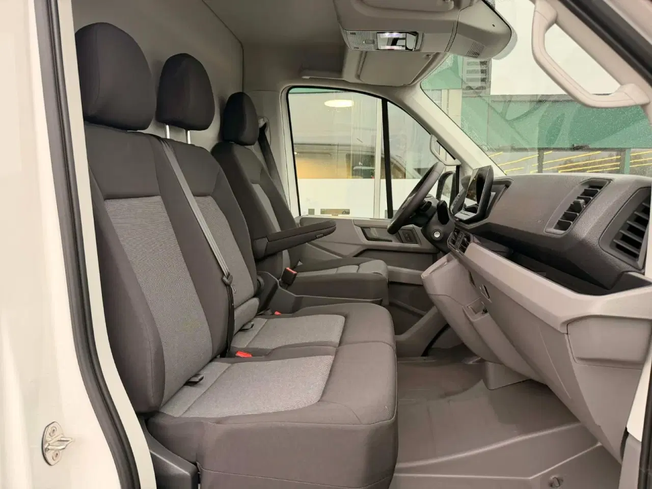 Billede 12 - VW Crafter 35 2,0 TDi 177 Kassevogn L3H2 aut.