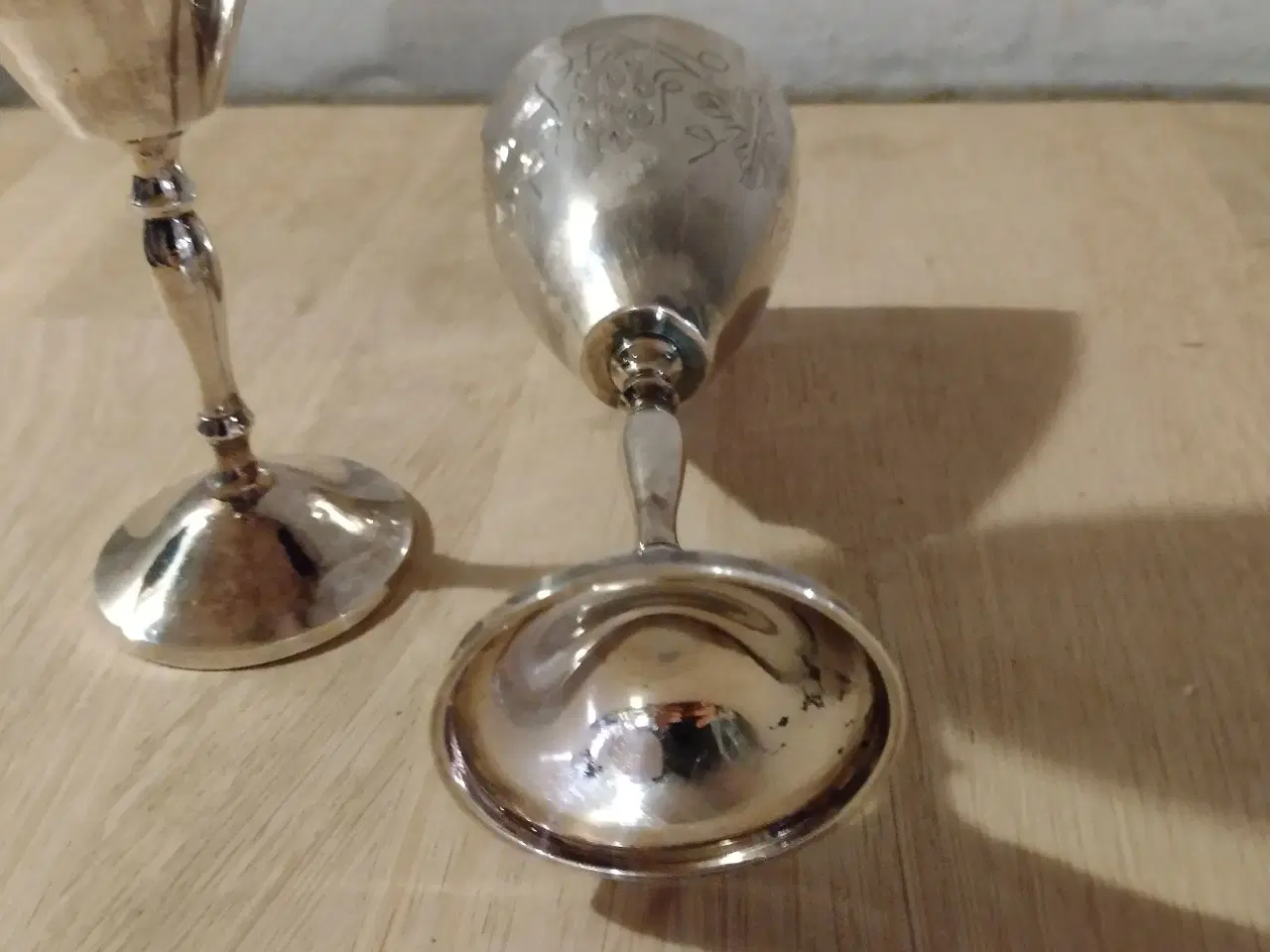 Billede 3 - 2 sølv/sølvplet vin glas