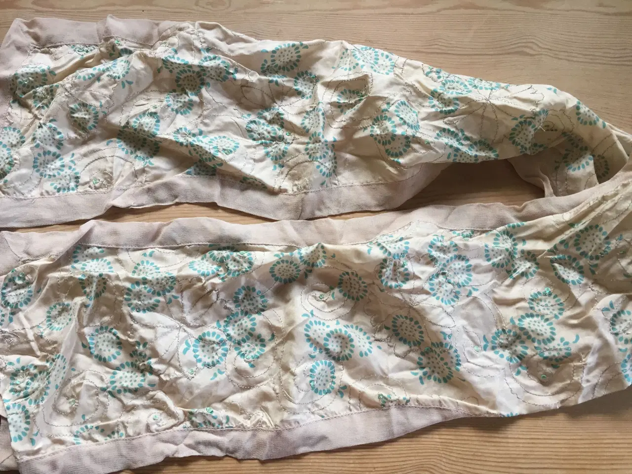 Billede 5 - 6 flotte lange tørklæder