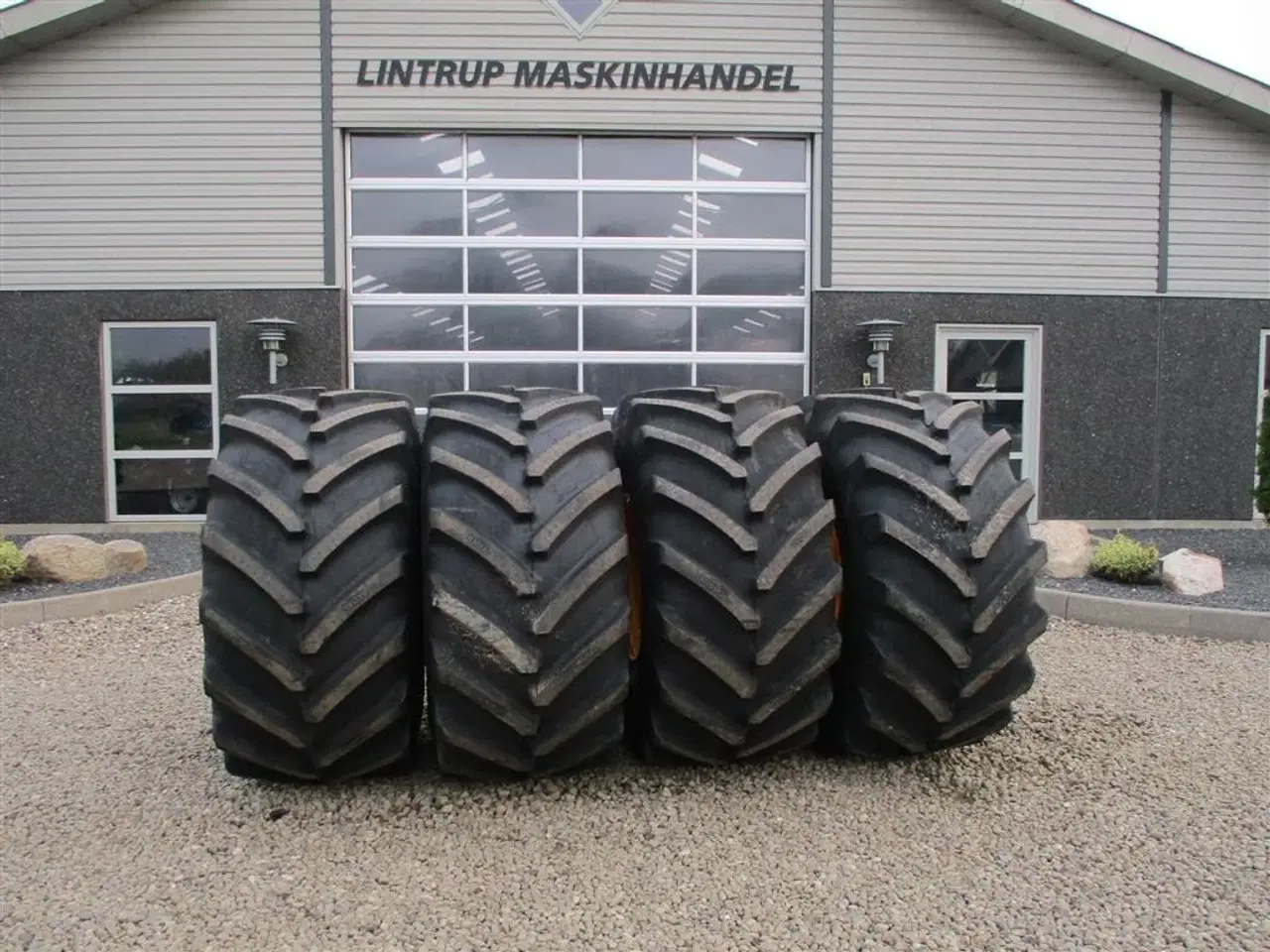 Billede 11 - BKT SÆT TILBUD 750/65R26 med fælge