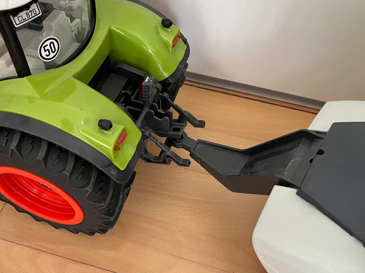 Billede 6 - Fjernstyret traktor