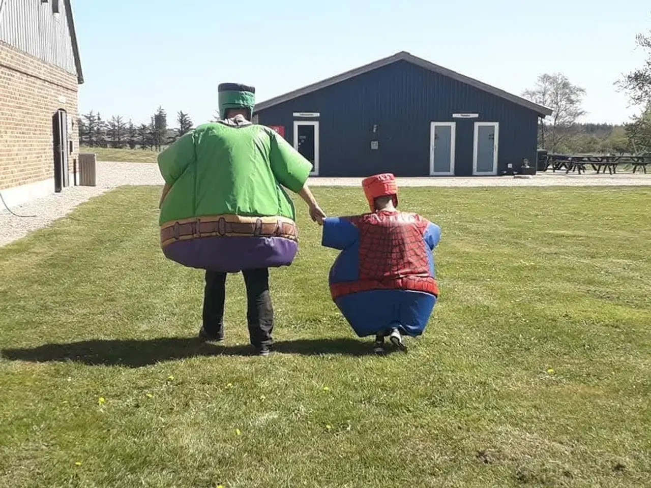 Billede 1 - SUMO dragter - SUPERHELTE - 2 sæt