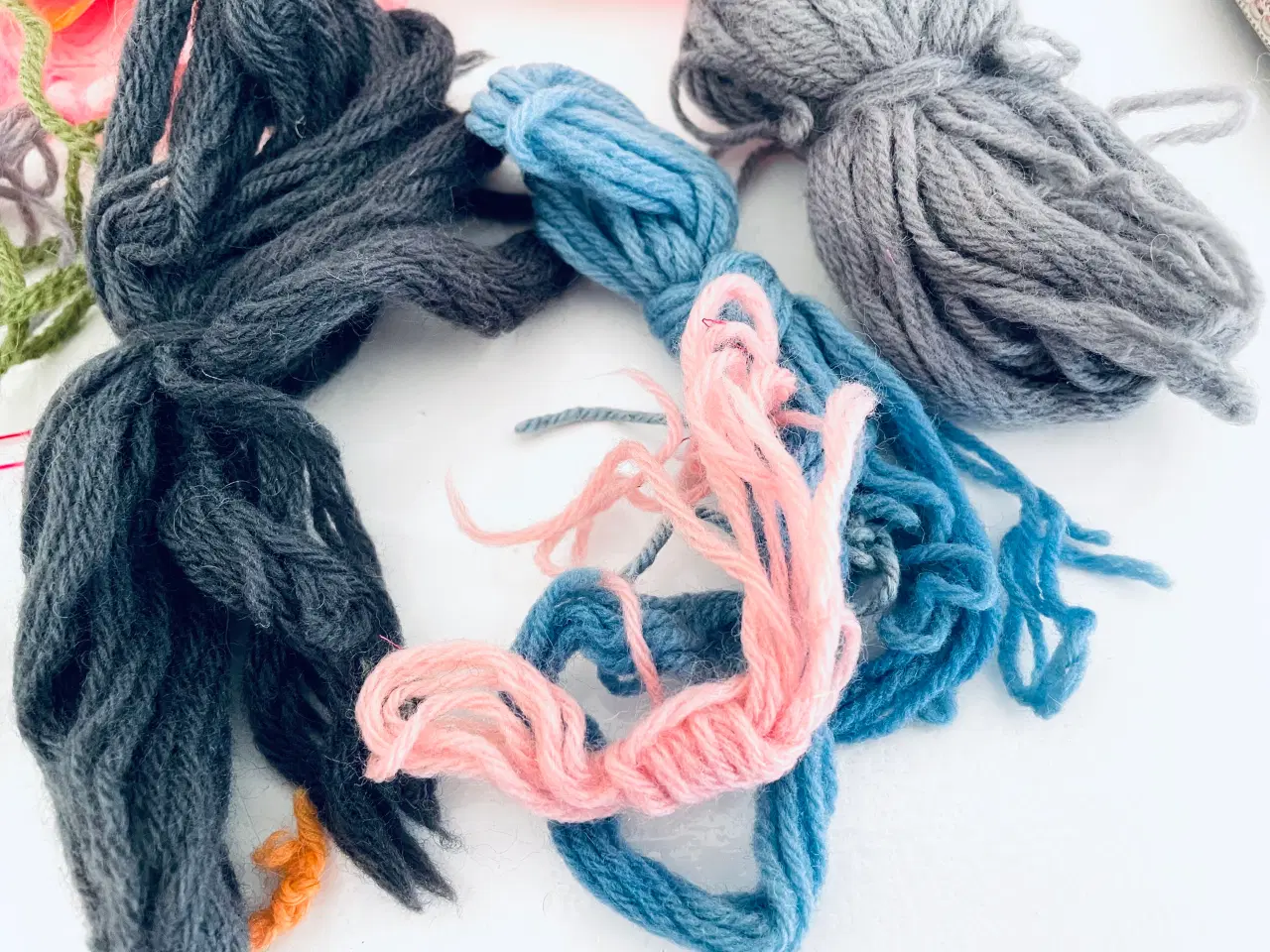 Billede 3 - Broderigarn blandet 