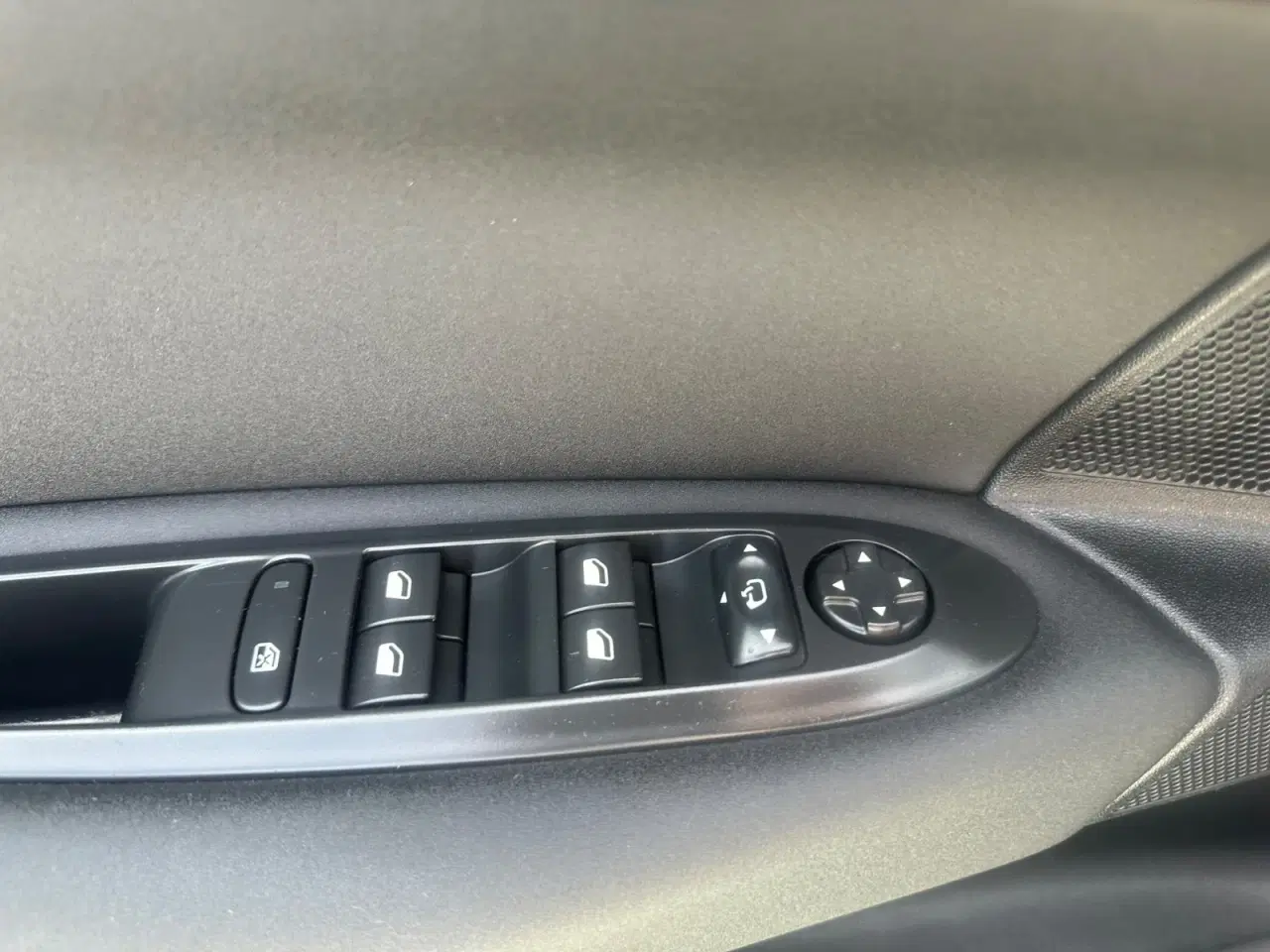 Billede 23 - Citroën C4 1,6 BlueHDi 100 Millesime