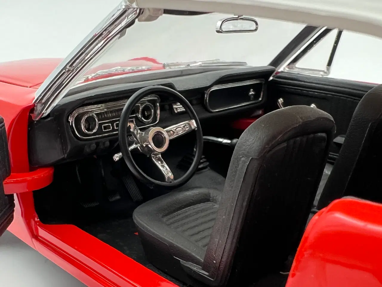 Billede 8 - 1965 Ford Mustang Convertible Soft Top 1:18