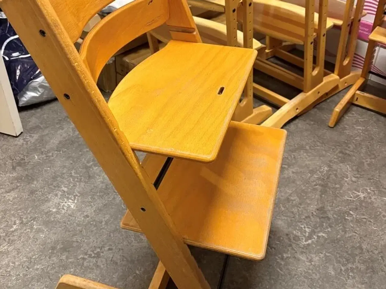 Billede 1 - 2 stk. højstole trip trap