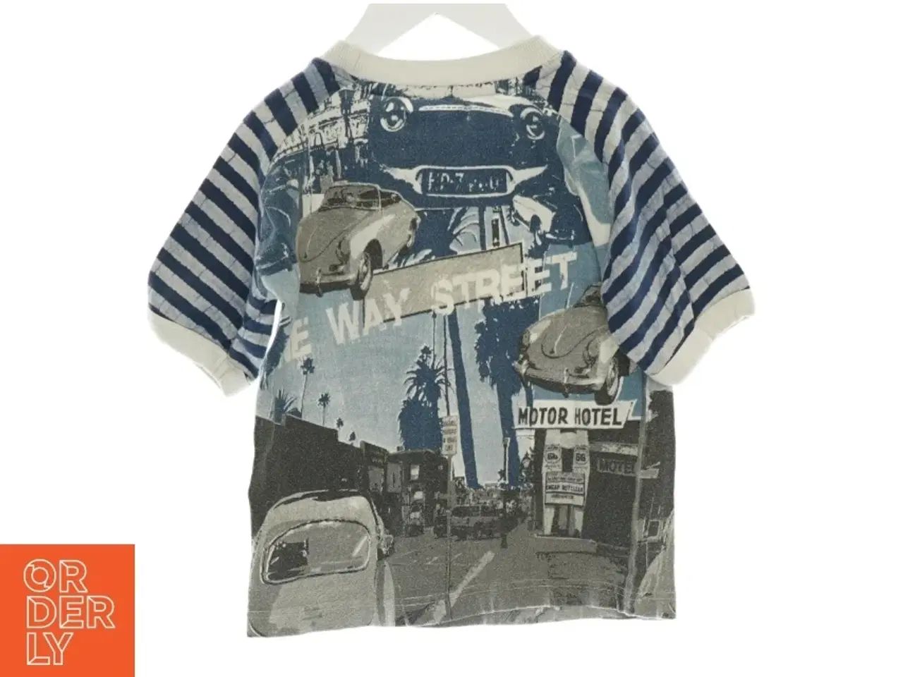 Billede 2 - T shirt fra Exit (str. 104)
