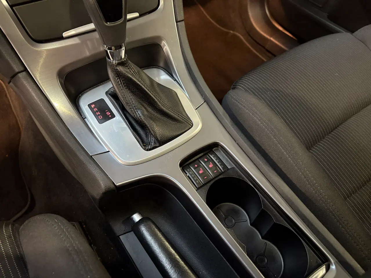 Billede 16 - Ford Mondeo 2,0i St. Car Aut 239 HK benzin Nysynet