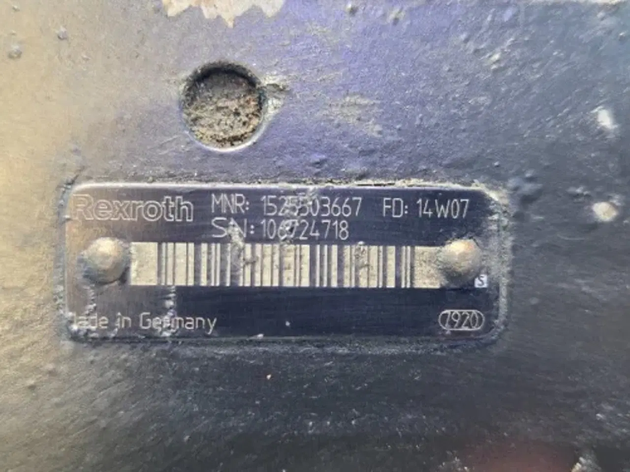 Billede 18 - Case 9120     Ventil   87313989