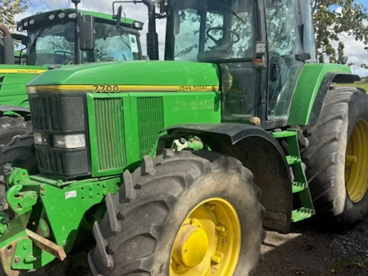 Billede 1 - John Deere 7700 Power-quad m/frontlift