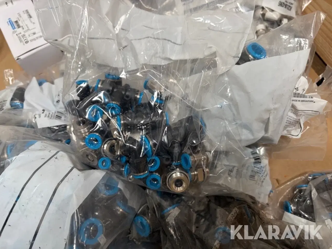Billede 8 - Lot - cylindre og fittings - 1 palle