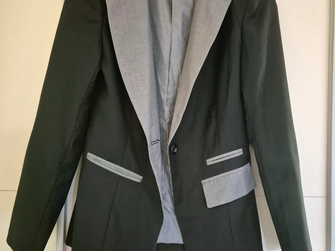 Billede 1 - Blazer 75 kr