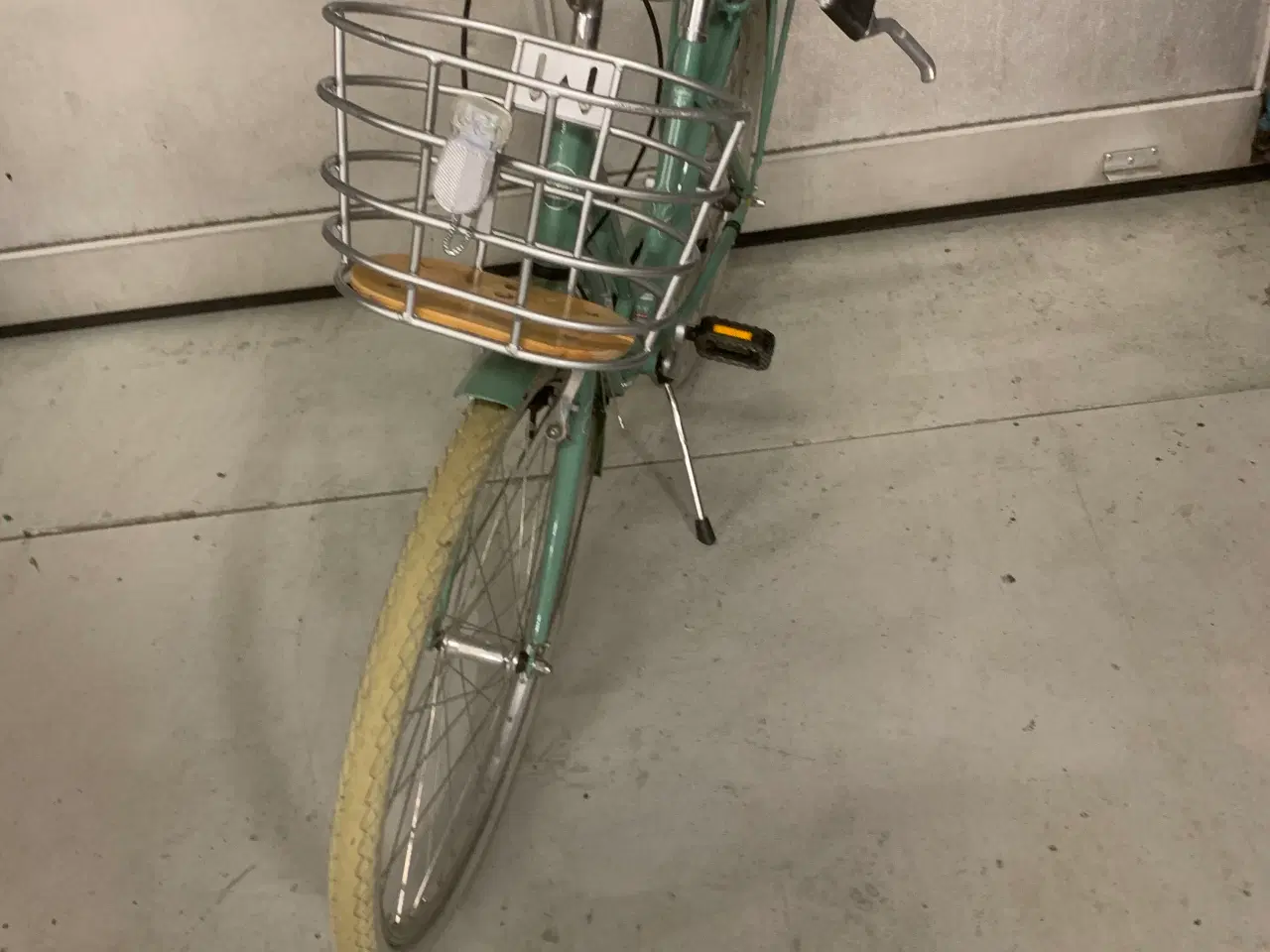 Billede 2 - Julegave - Pige cykel 2 år gammel 