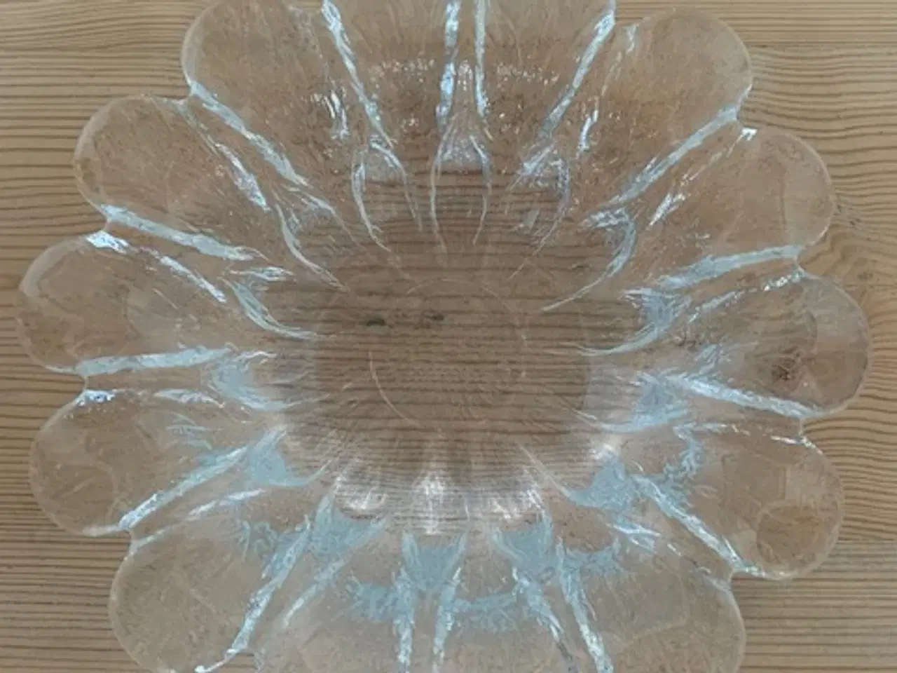 Billede 2 - Holmegaard, Åkande, stort fad i glas, Ø22 cm.