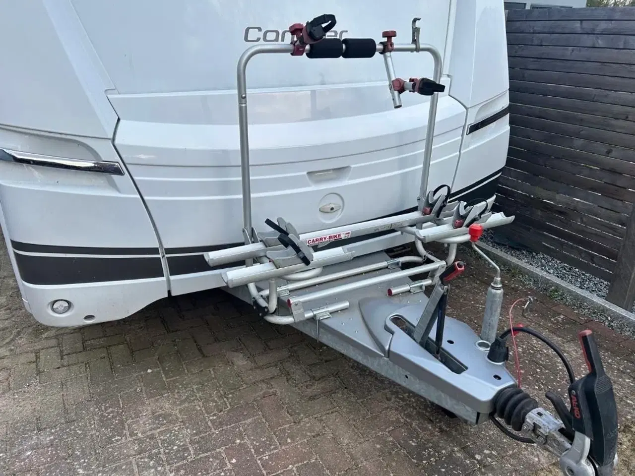 Billede 5 - Snow Plus Camper–  i topstand, fuldt udstyret.