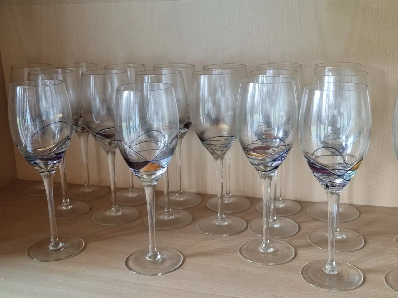 Billede 6 - Stor glas samling, Papillon, 106 stk