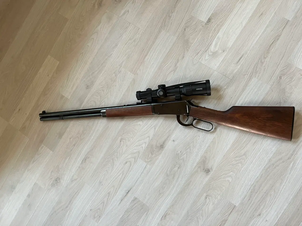 Billede 2 - Winchester M94 Short Cal. 30-30 med Hawke kikkert