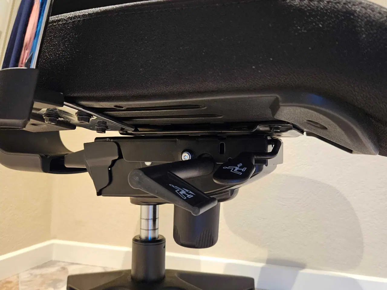 Billede 7 - Kontorstol Canadian Ergo Base m. armlæn