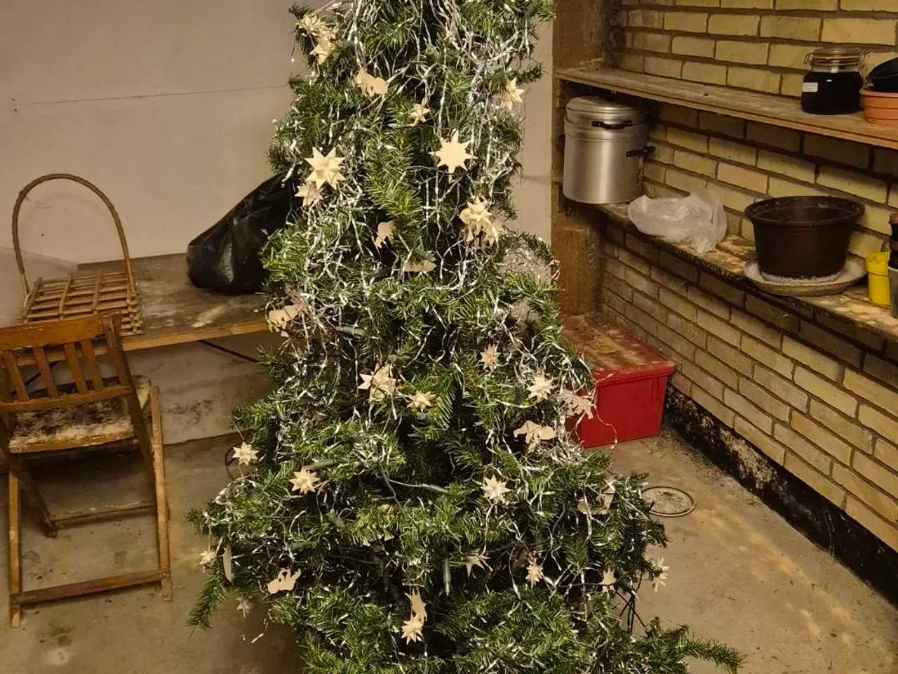 Billede 2 - Juletræ i plastic