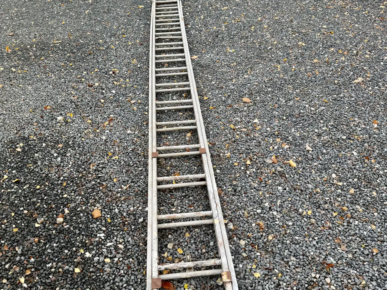 Billede 2 - Stige sælges